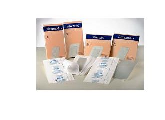 Medicazione sterile a base di argento senza bordo adesivo silvermed sb ag 10x20cm 3 pezzi