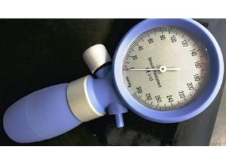 Sfigmomanometro palmare p-200 con blue bracciale 25-36 cm