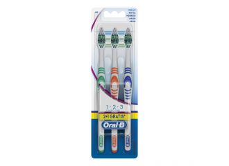 Oralb 123 classic care 40 setole medie 3 spazzolini