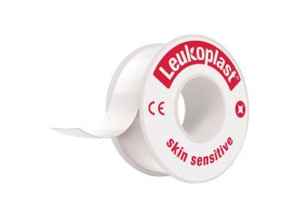 Leukoplast skin sensitive cerotto su rocchetto con massa adesiva in silicone m2,6 x 2,5cm 12 pezzi